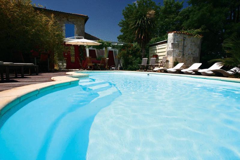 L'Hedoniste Hotel Cherac Bagian luar foto