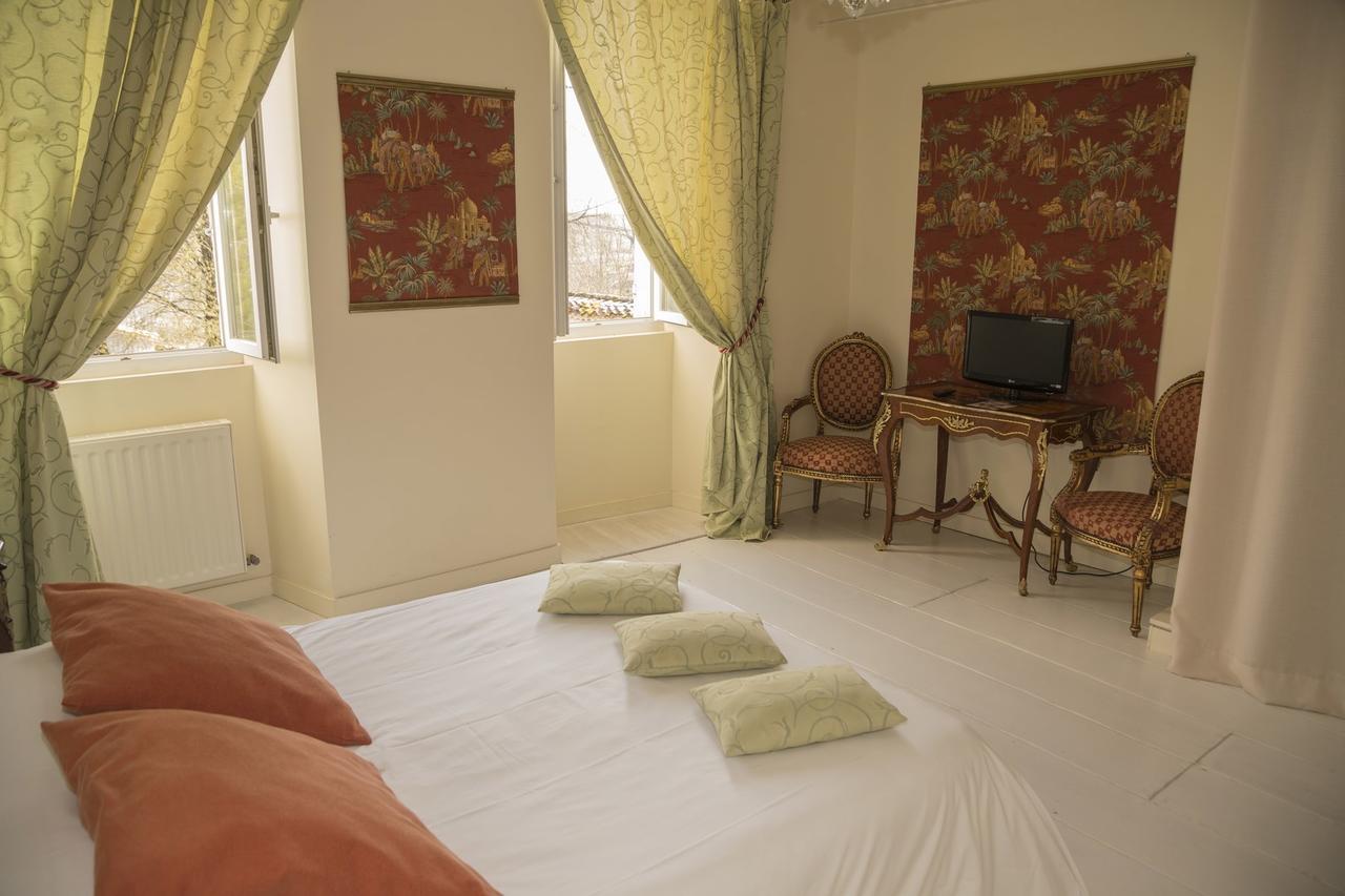 L'Hedoniste Hotel Cherac Bagian luar foto