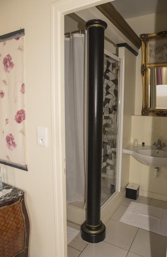 L'Hedoniste Hotel Cherac Bagian luar foto
