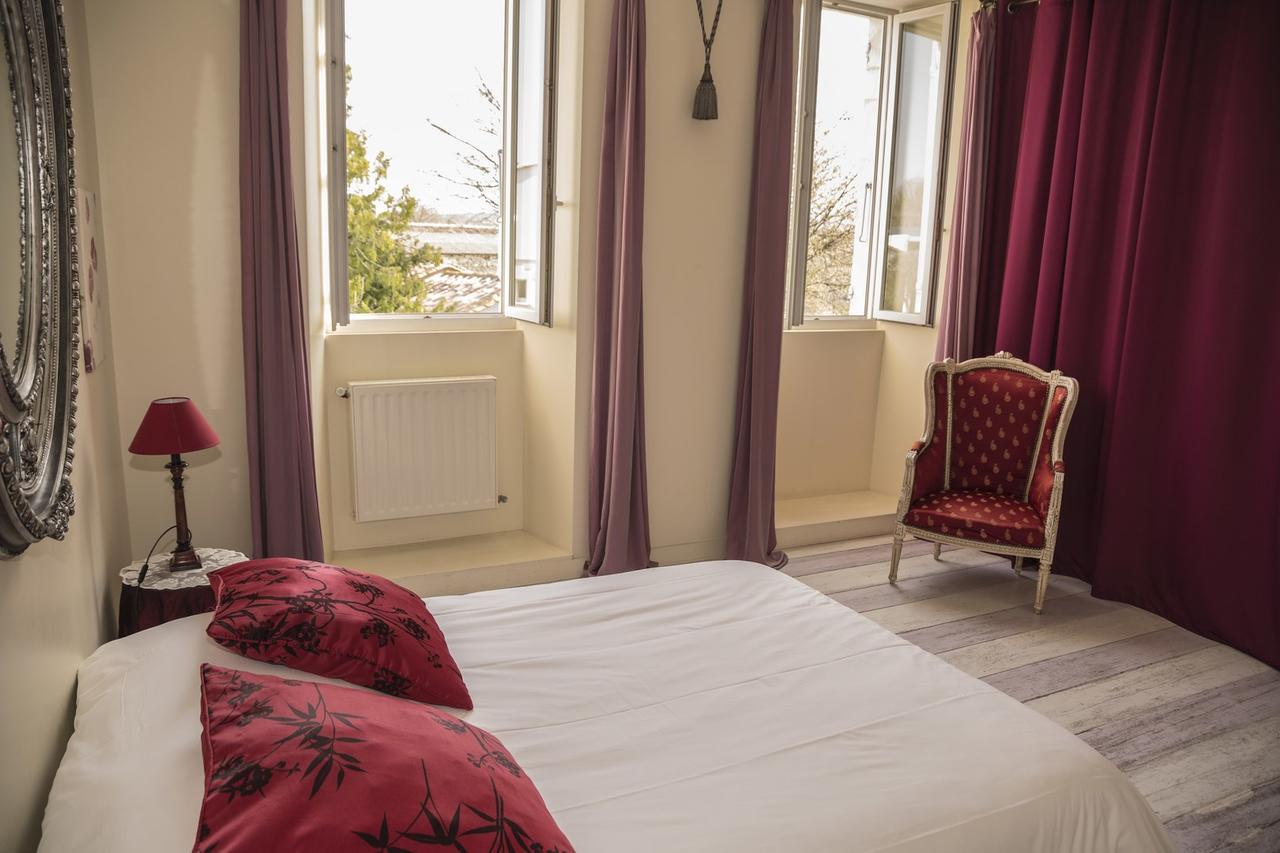 L'Hedoniste Hotel Cherac Bagian luar foto