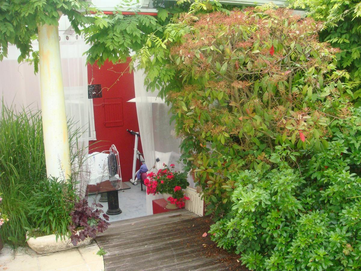 L'Hedoniste Hotel Cherac Bagian luar foto